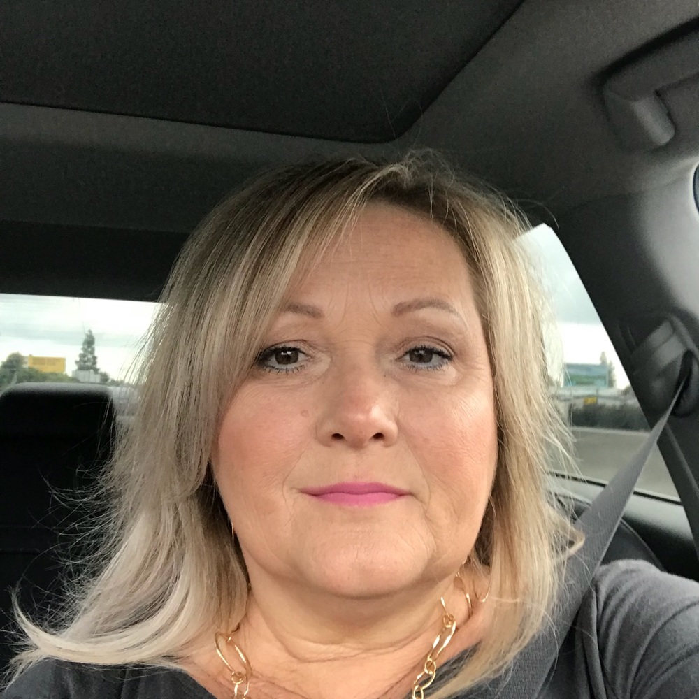 Meet your Posher, Leanne